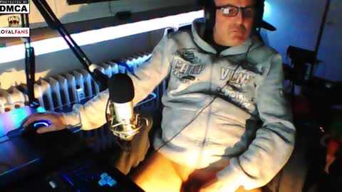        call me  Stefan online show from December 25, 2024, 3:18 am