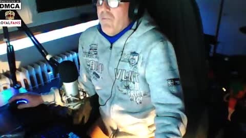        call me  Stefan online show from January 1, 2025, 5:54 am