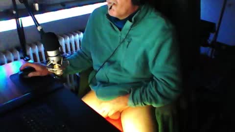        call me  Stefan online show from October 11, 2025, 5:50 am