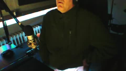       call me  Stefan online show from May 2, 2026, 11:10 pm