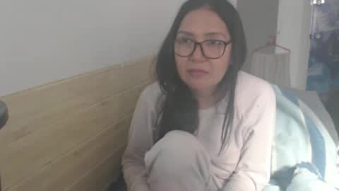 Snapshot of luckyisa chatting on November 24, 2025, 9:09 am angelisa online show from November 24, 2025, 9:09 am