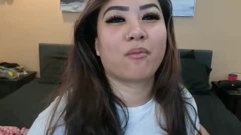 Snapshot of luckylee1992 chatting on January 13, 2026, 6:40 am luckylee1992 online show from January 13, 2026, 6:40 am