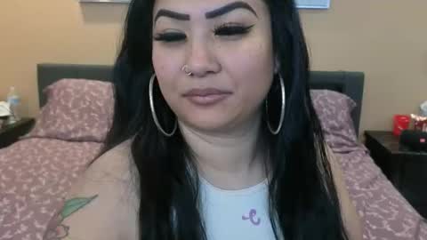 Snapshot of luckylee1992 chatting on January 16, 2026, 4:05 am luckylee1992 online show from January 16, 2026, 4:05 am