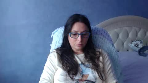 Snapshot of luckylinda23 chatting on October 9, 2025, 9:18 am luckylinda23 online show from October 9, 2025, 9:18 am