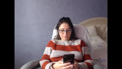 Snapshot of luckylinda23 chatting on November 19, 2025, 10:37 am luckylinda23 online show from November 19, 2025, 10:37 am