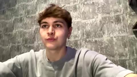 Snapshot of luckymenchik chatting on October 25, 2025, 4:35 pm Ricky online show from October 25, 2025, 4:35 pm