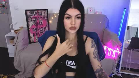 Monika online show from October 16, 2025, 8:48 am