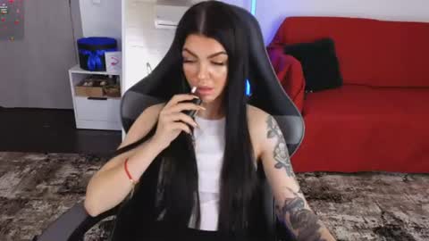 Monika online show from July 3, 2026, 4:52 am