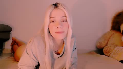 Snapshot of luckysapphire777 chatting on February 2, 2025, 7:41 am luckysapphire777 online show from February 2, 2025, 7:41 am