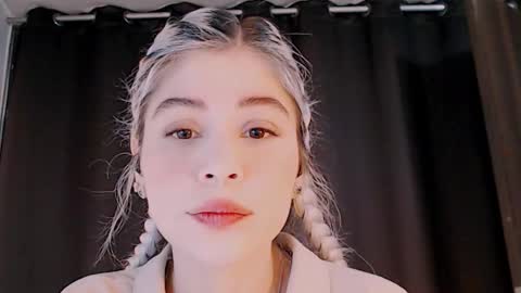 Snapshot of luckysapphire777 chatting on September 21, 2025, 9:44 am luckysapphire777 online show from September 21, 2025, 9:44 am