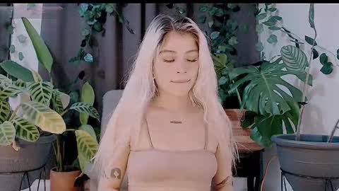 Snapshot of luckysapphire777 chatting on October 31, 2025, 8:26 am luckysapphire777 online show from October 31, 2025, 8:26 am