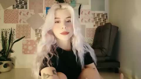 luckysapphire777 online show from February 27, 2026, 6:13 am