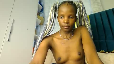 brielle online show from November 23, 2025, 10:04 am