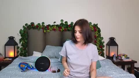 Lucy online show from January 7, 2026, 9:06 pm