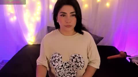 Snapshot of lucy266_ chatting on September 23, 2025, 1:52 am lucy online show from September 23, 2025, 1:52 am