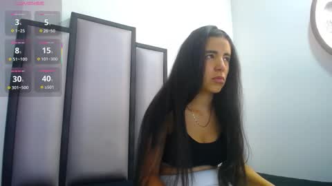 Snapshot of lucy__23 chatting on October 14, 2025, 4:13 am online show from October 14, 2025, 4:13 am