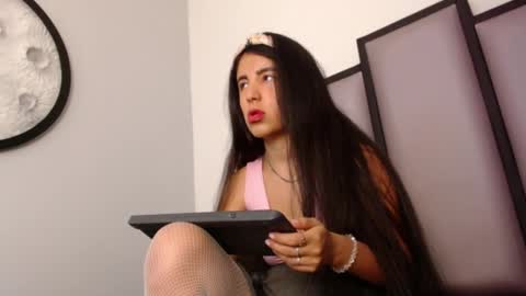 Snapshot of lucy__23 chatting on November 12, 2025, 5:08 am online show from November 12, 2025, 5:08 am