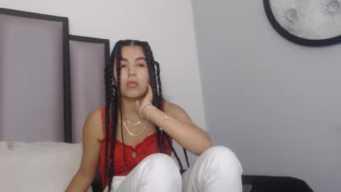 Snapshot of lucy__23 chatting on December 16, 2025, 5:23 am online show from December 16, 2025, 5:23 am