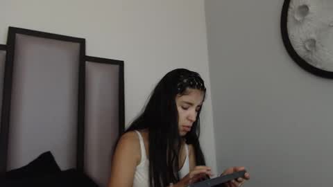 Snapshot of lucy__23 chatting on January 17, 2026, 4:50 am online show from January 17, 2026, 4:50 am