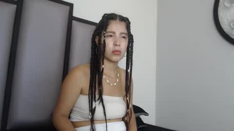 Snapshot of lucy__23 chatting on February 1, 2026, 3:05 am online show from February 1, 2026, 3:05 am