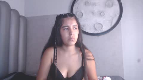   online show from April 11, 2026, 10:25 pm