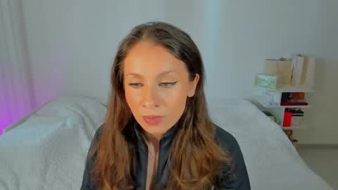 lucy__ray online show from May 1, 2026, 10:31 am