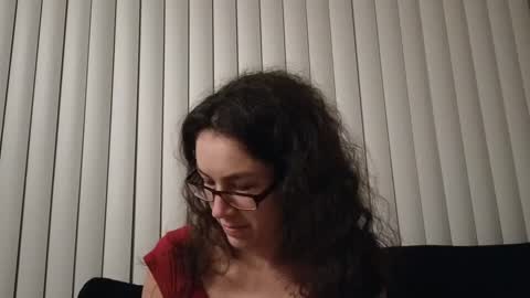 Snapshot of lucy_allison chatting on February 6, 2025, 1:43 pm Lucy online show from February 6, 2025, 1:43 pm