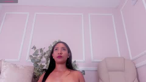 lucy_canel online show from March 8, 2026, 4:33 pm