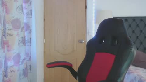 lucy online show from January 5, 2025, 9:36 pm