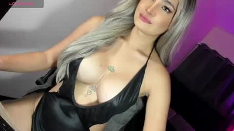 Snapshot of lucy_furrxx chatting on June 17, 2026, 12:50 pm Christmas Wish GIVE BACK TO THE COMMUNITY online show from June 17, 2026, 12:50 pm