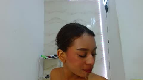 lucy_sluppy_hard online show from March 12, 2026, 12:17 am