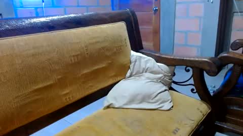 lucy_sluppy_hard online show from July 23, 2026, 6:39 pm