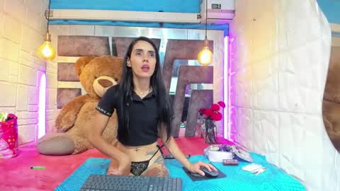 Lucy unlimit come back here  online show from May 14, 2026, 1:51 pm