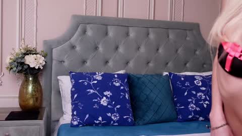 Snapshot of lucyaddison chatting on January 18, 2025, 3:31 am LucyAddison online show from January 18, 2025, 3:31 am