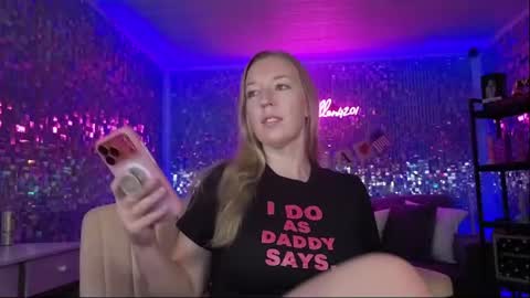 lucyallen4201 online show from July 14, 2026, 10:43 am