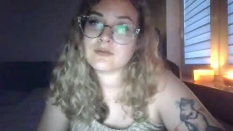 Snapshot of lucyflirt chatting on July 7, 2026, 6:45 pm lucyflirt online show from July 7, 2026, 6:45 pm