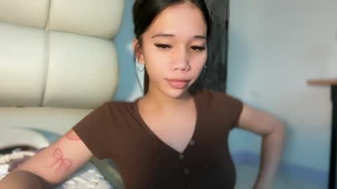 Snapshot of lucyforr chatting on July 7, 2026, 5:21 am lucyforr online show from July 7, 2026, 5:21 am