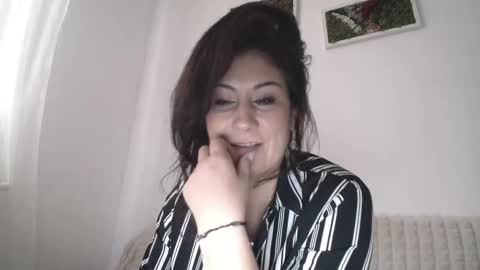 Snapshot of lucyhot6 chatting on November 4, 2025, 12:04 pm lucybylucy online show from November 4, 2025, 12:04 pm