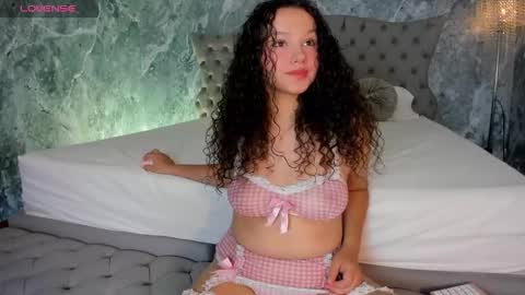 Lucy online show from September 20, 2025, 6:53 pm