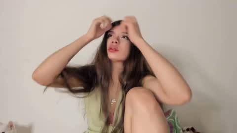 Snapshot of lucyportman chatting on June 28, 2026, 6:19 am lucyportman online show from June 28, 2026, 6:19 am