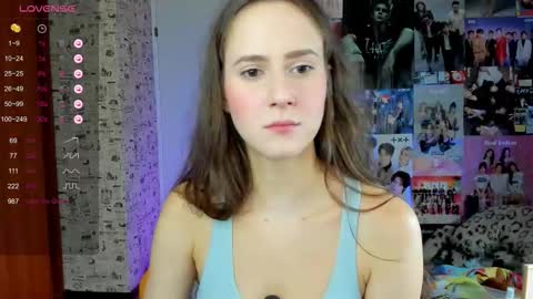 Lucy Rose online show from September 14, 2025, 5:06 am