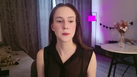 Lucy Rose online show from March 5, 2026, 12:12 pm