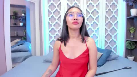 Lucy Liiu online show from March 1, 2025, 8:31 pm