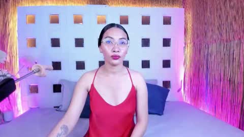 Lucy Liiu online show from February 26, 2026, 7:35 pm