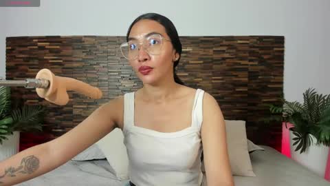 Snapshot of lucyy_liiu chatting on June 9, 2026, 8:09 pm Lucy Liiu online show from June 9, 2026, 8:09 pm