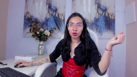 Snapshot of lucyy_liiu chatting on July 24, 2026, 7:56 pm Lucy Liiu online show from July 24, 2026, 7:56 pm