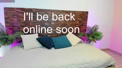 Snapshot of lucyy_liiu chatting on August 3, 2026, 7:39 pm Lucy Liiu online show from August 3, 2026, 7:39 pm