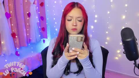 Snapshot of lucyy_peach chatting on March 9, 2025, 11:35 pm LUCYY FROM HOME online show from March 9, 2025, 11:35 pm