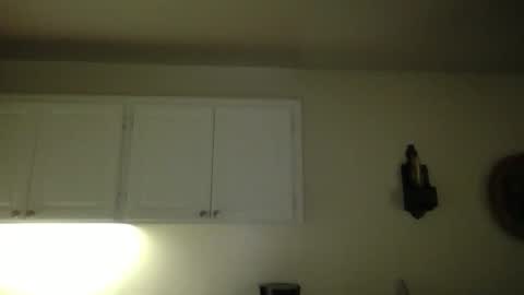 Luxious online show from December 19, 2025, 10:17 pm