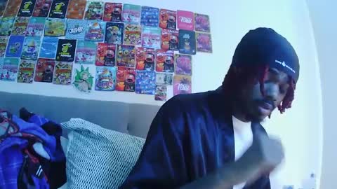 Riskdtb online show from October 3, 2025, 4:37 pm